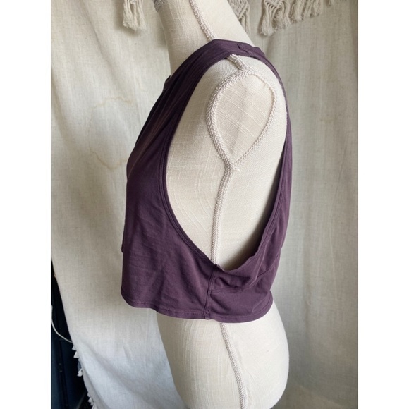 Lululemon Purple Crop Open Side Tank Top Size 6 - Picture 4 of 4